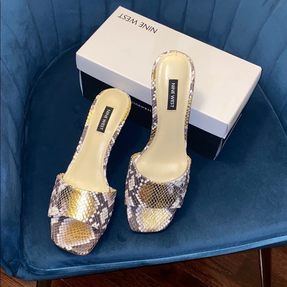 Shoes - Picture 2 of 5